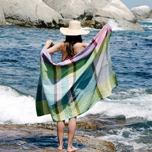 Load image into Gallery viewer, Mungo Folly Beach Towel (Blue Crab)
