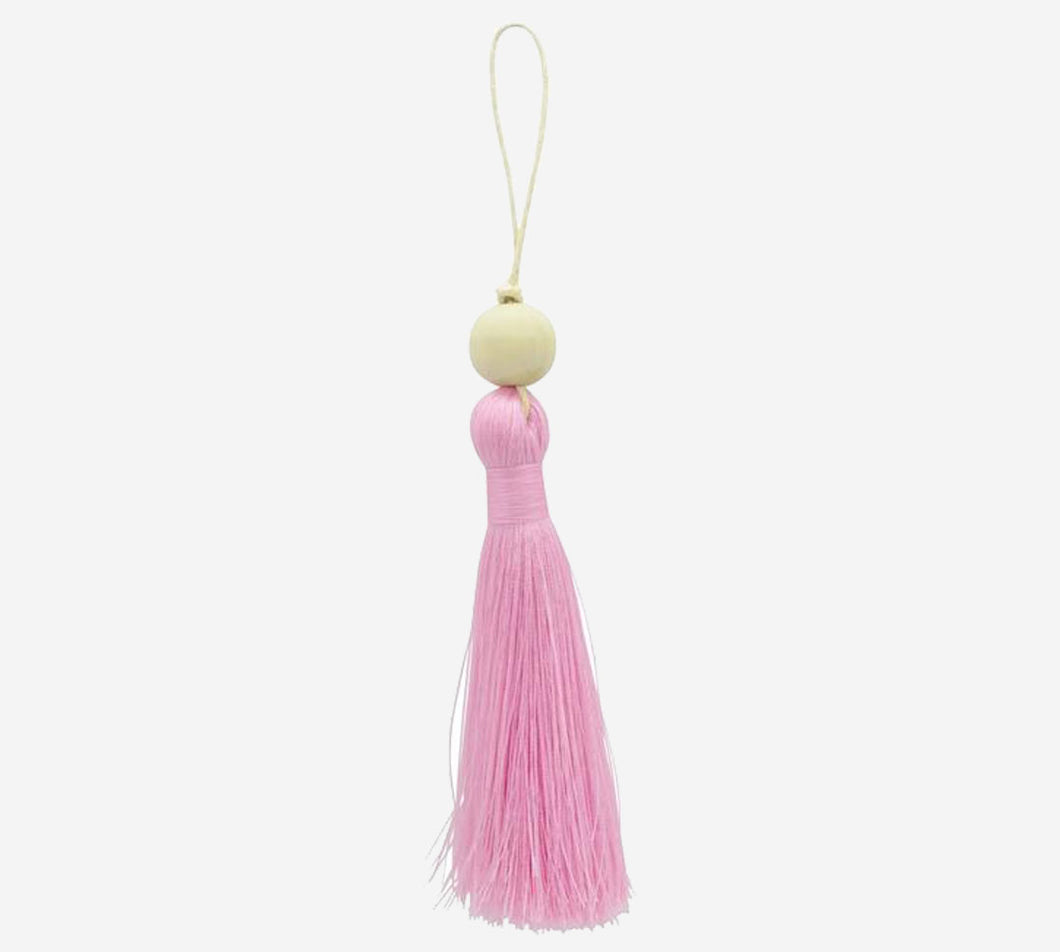 Tassels – Soft Pink (Medium)