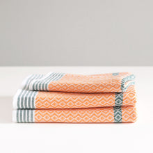 Load image into Gallery viewer, Mungo Itawuli Hand Towel  &amp; Bath Sheet (African Sunset)
